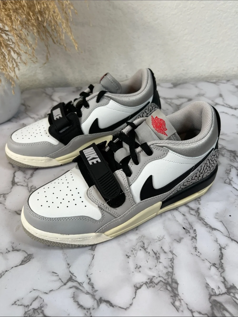 Jordan Legacy 312 Low Sizes 8.5 Women’s /7 Youth